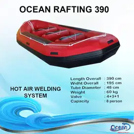 Perahu Karet Rafting Arung Jeram OCEAN Rafting 390 Kapasitas 8 Orang