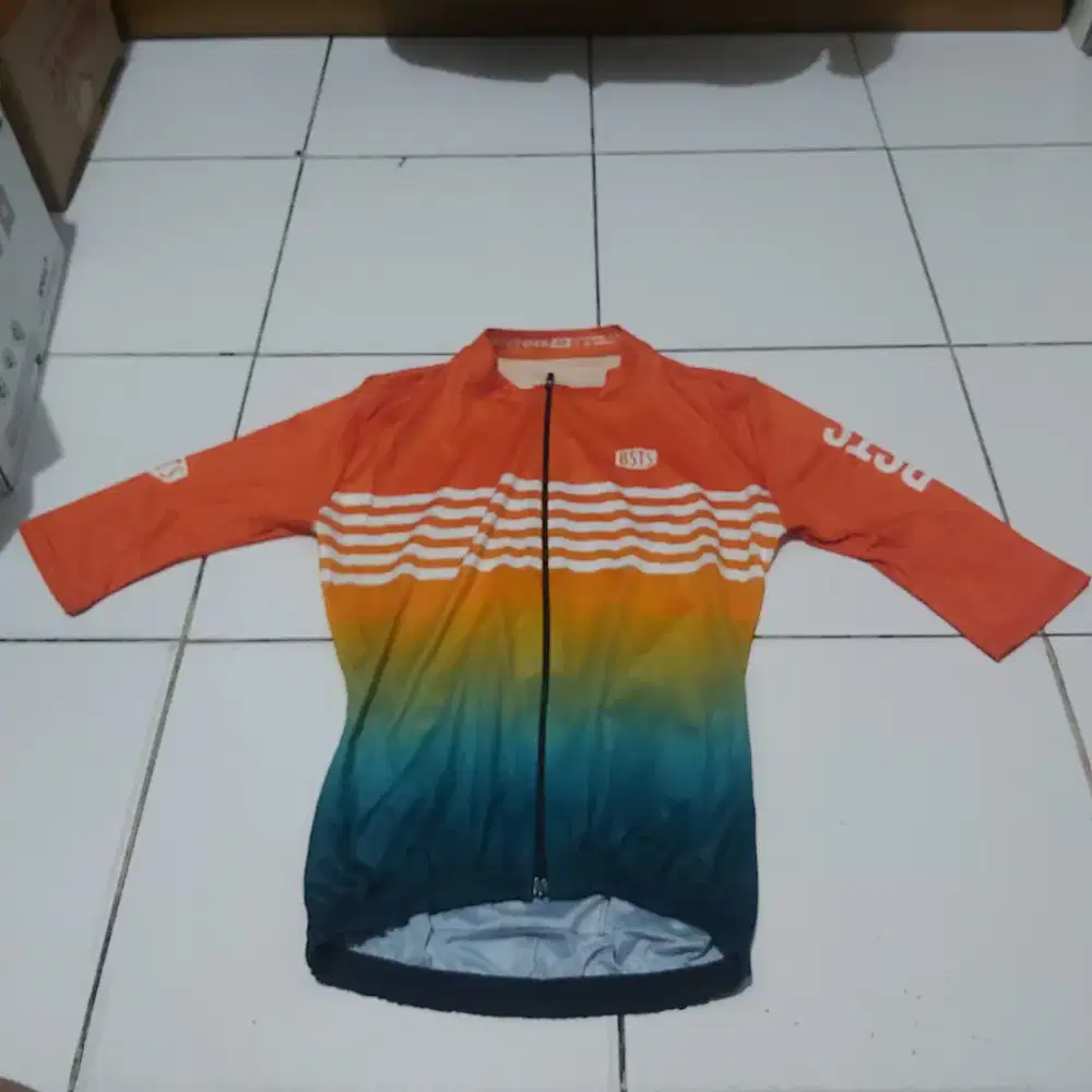 Terjual - Jersey Branded Kecil Boistois Jarang Ada - Kondisi 95%