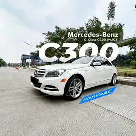 Mercedes Benz C-Class C300 Avantgarde W204  2012