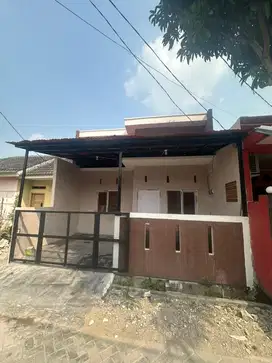 Dijual rumah minimalis dekat stasiun