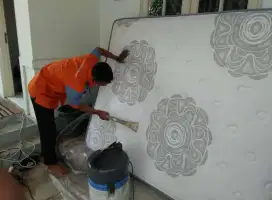 Jasa'cuci kasur sepringbed sofa jok mobil panggilan.