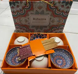 BOHEMIA Set Mangkuk + Sumpit (6 Pcs)