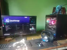 Dijual cepat PC + monitor Gaming