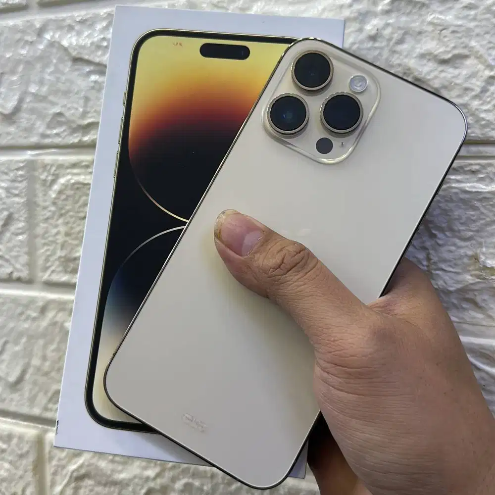 Dicari cpt iphone 12 biasa pro atau promax eks ibox atau inter all ser