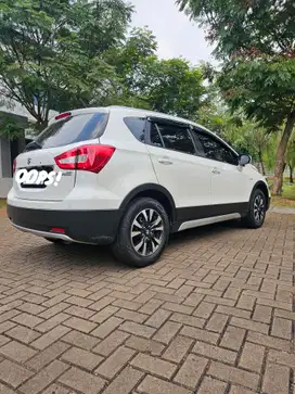 Suzuki SX4 2022 Bensin