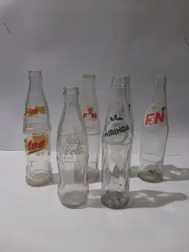 Aneka botol minuman jadul