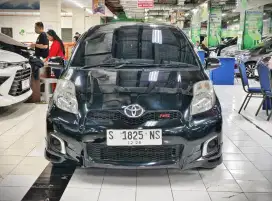 Yaris 1.5 E manual 2013 hitam