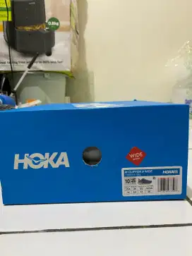 RUNNING SHOES / SEPATU HOKA