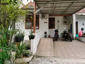 DIjual murah rumah kos, BU, sudah berjalan. komplit kasur, lemari.