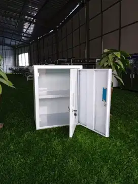 Lemari psikotropika 2 pintu