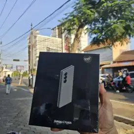 Jual/tt samsung galaxy z fold 6 fulset  1tB  fold6 sein