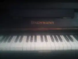 Piano BACHMANN warna Hitam