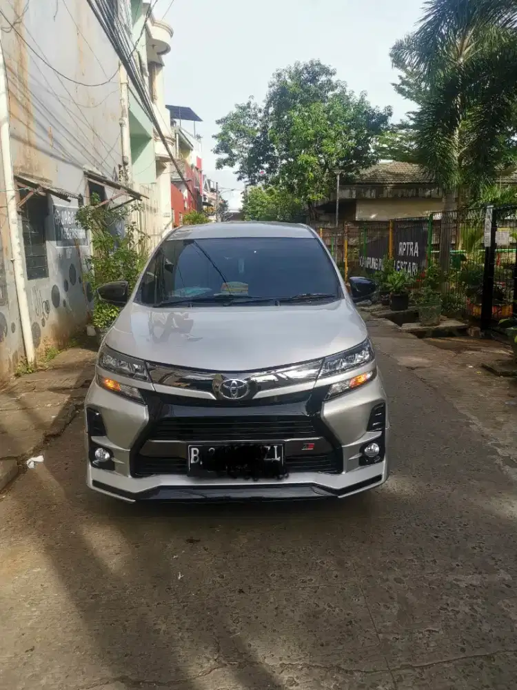 Toyota avanza veloz 2021 GR Sport 1.5 KM Rendah Bisa Trade IN max 2022