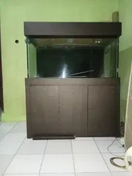 Aquarium ikan hias