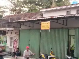 Ruang Usaha Tengah Kota