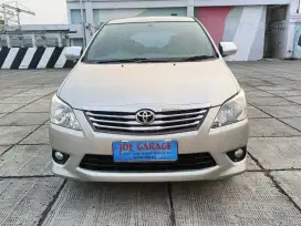 Toyota Innova G Bensin AT 2012