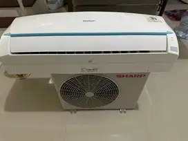 DIJUAL AC SHARP 1/2 PK R32 THAILAND KONDISI SANGAT BERSIH TERAWAT