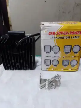 Lampu tembak mobil