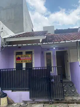SEWA/JUAL RUMAH SANGAT STRATEGIS DEKAT MALL DAN JALAN UTAMA