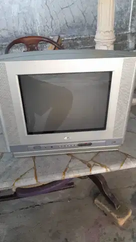 DIJUAL TV MERK LG