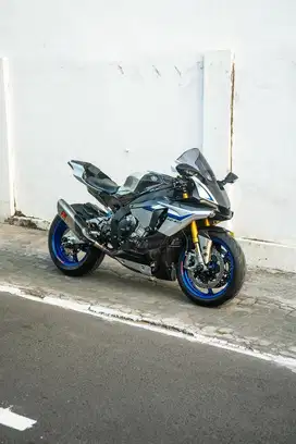 Motor Sultan : Yamaha YZF - R1 (R1m) “Collector Item” FP Resmi