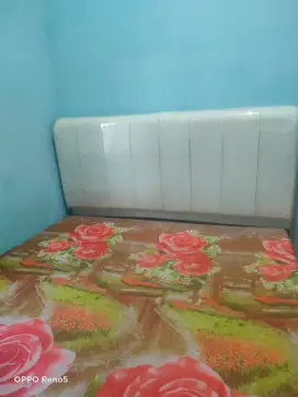 Tempat tidur dan kasur busa