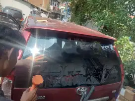 ganti dan pasang kaca film mobil dapat hubungi kami