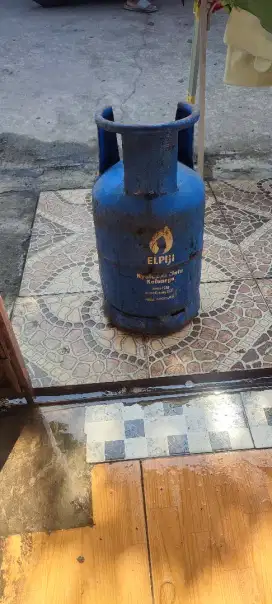 Tabung gas 12 kg