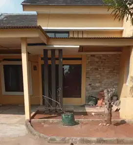 OVERKREDIT Rumah Green Garden Karawang Cluster Greenside