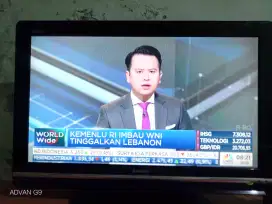 TV Sharp Aquos 32 inc LC-32L400M
