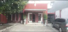 DIBAWAH PASARAN JUAL rumah di jalan provinsi Surabaya Malang