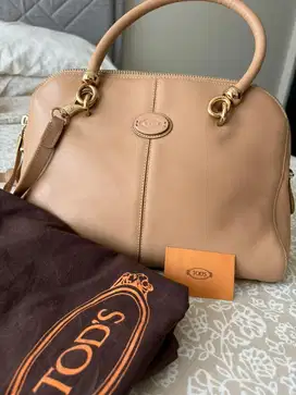 Preloved TODS handbag