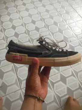 Sepatu Vans VAULT size 41