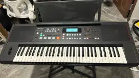 Di Jual Keyboard Roland EX 50 (bisa organ tunggal)