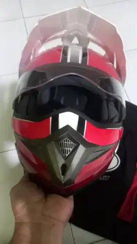 JUAL CEPAT HELM FULL FACE MERK KYT ENDURO