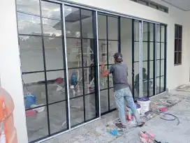 Kusen pintu jendela tau kaca