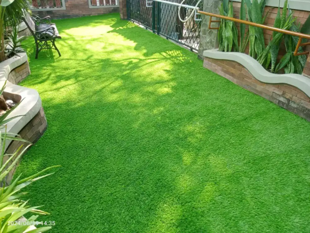 Rumput sintetis idah bangett