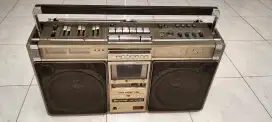Radio tape jadul sharp gf- 9494