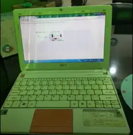 Netbook Acer masih mulus