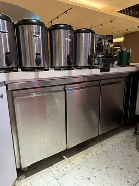 Rotaryana Mastercool Undercounter Chiller 3 Pintu Model GN 3100 TN