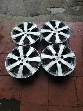 Velg mobil honda freed ring 15 bisa tt