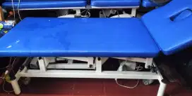 RANJANG PASIEN ELEKTRIK (BED ELECTRYC FISIOTERAPI)