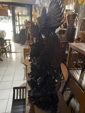Patung Wisnu Kencana