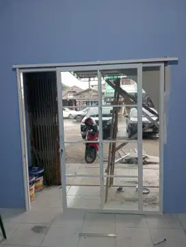 Pintu aluminium dan kaca