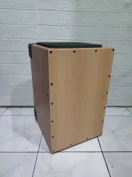 Cajon (drumbox) akustik