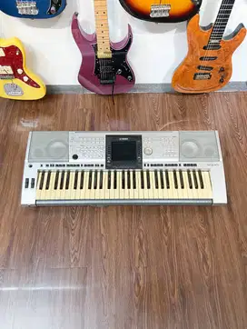 Keyboard Yamaha PSR 3000 Mulus