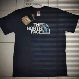 Tshirt The North Face BNWT Authentic Full Tag