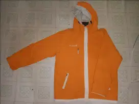 Jaket Outdoor Unisex Ellesse