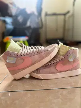 NIKE BLAZER HIGH REBEL ECHO PINK PASTEL
