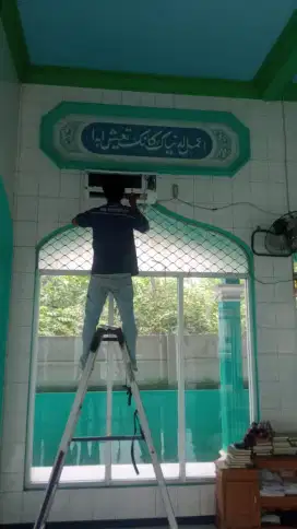 Jasa Cleaning dan perbaikan AC, kulkas, showcase, freezer, mesin cuci